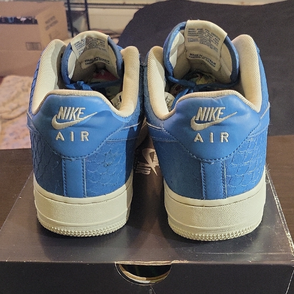 Nike Air Force 1 Low '07 LV8 Rare "Star Blue" (2016) Mens 10.5 Womens 12 EUC - Picture 5 of 10